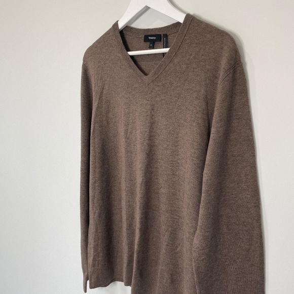 Theory Riland V Neck Nutmeg Wool Blend Sweater - Picture 4 of 10
